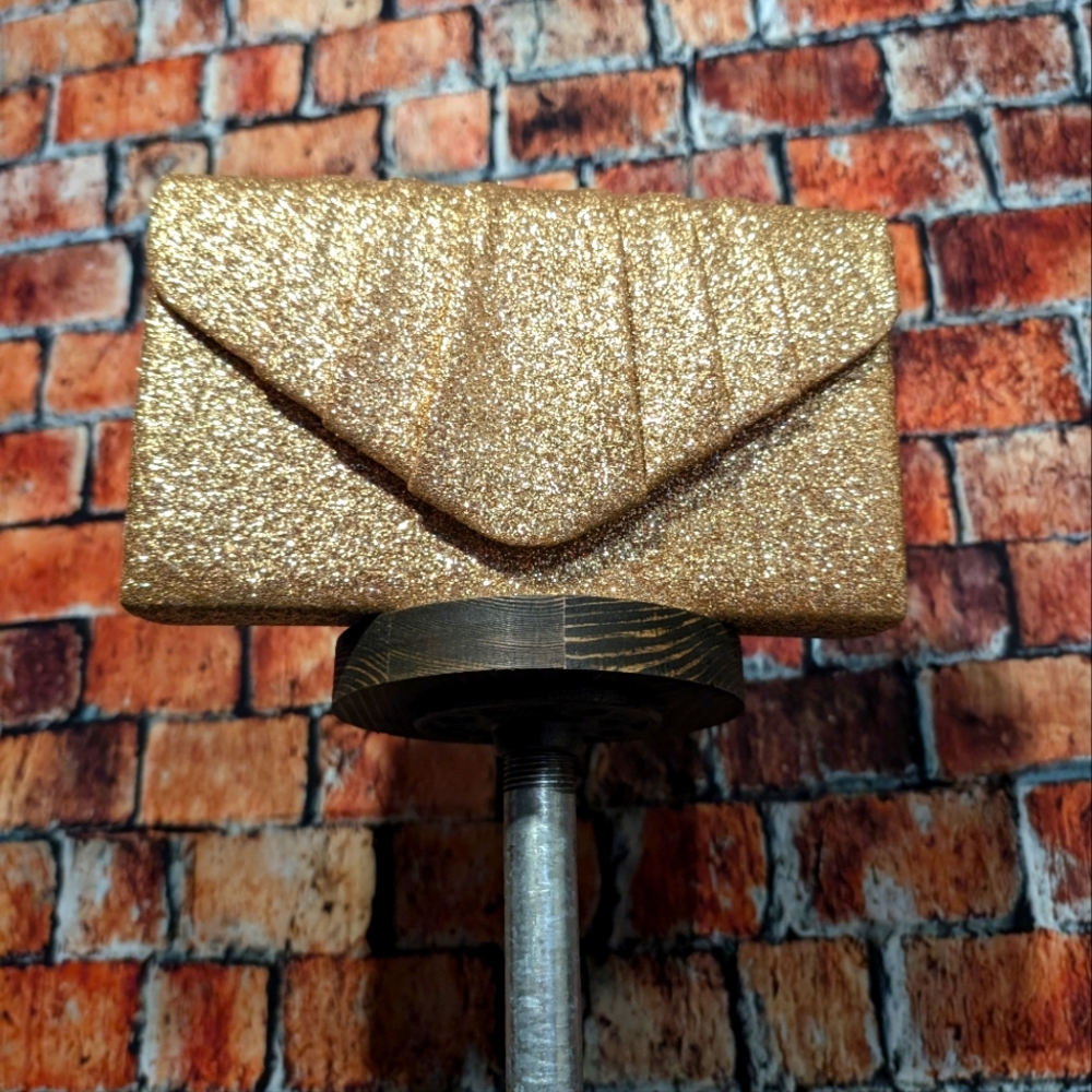 ⚜️Gold Glitter Clutch